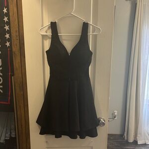 Elegant Black Sleeveless Dress